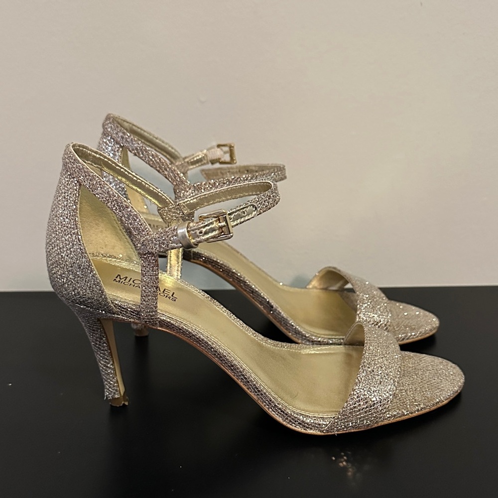 Michael Kors Glittering Silver Heels